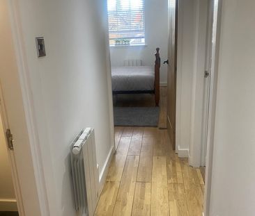 3 Bed Flat, Room In, EH8 - Photo 6
