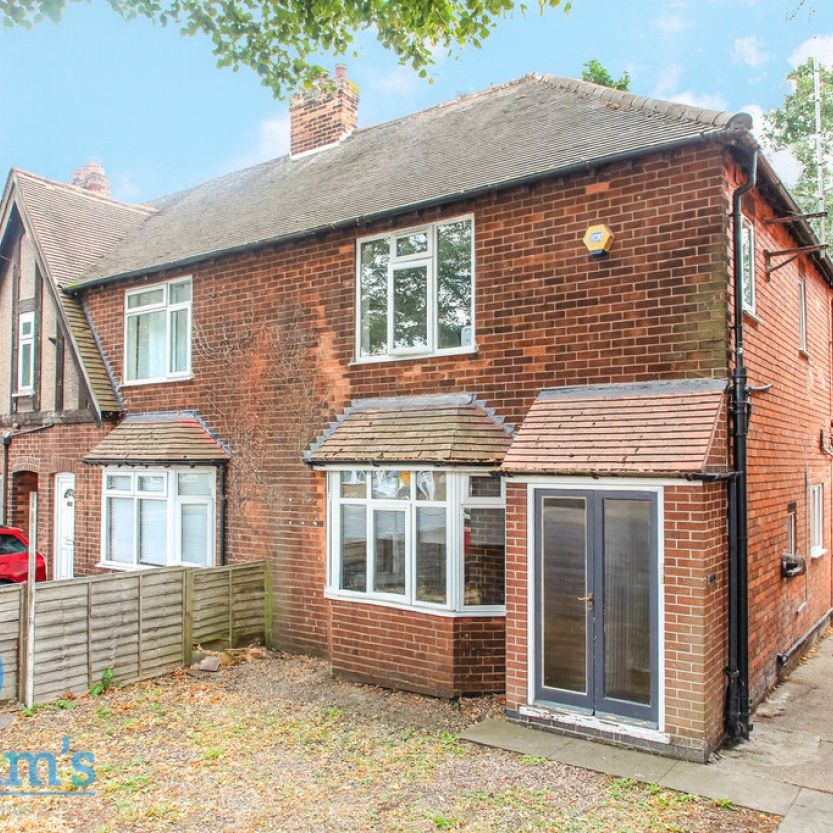 4 bed Semi-Detached House for Rent - Photo 1