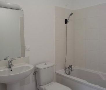 Location Appartement 2 pièces 36m² STE FOY LES LYON 69110 - Photo 5