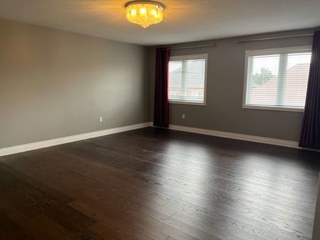 For Lease - 341 Tower Hill Road, Richmond Hill, Ontario - Photo 4