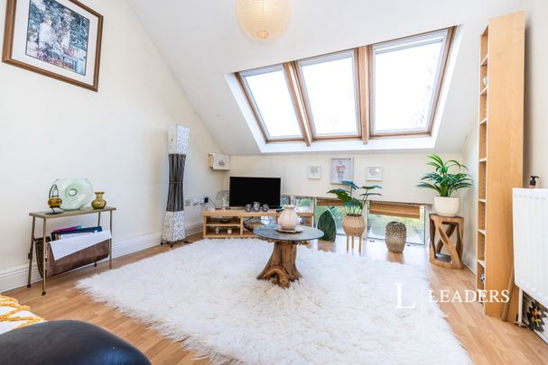 2 bedroom apartment to rent Shenley Road, Loughton, Milton Keynes, Buckinghamshire, MK5 - Photo 1