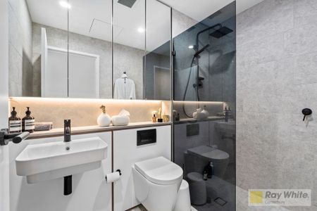 Luxurious Modern Apartment ! - Photo 4