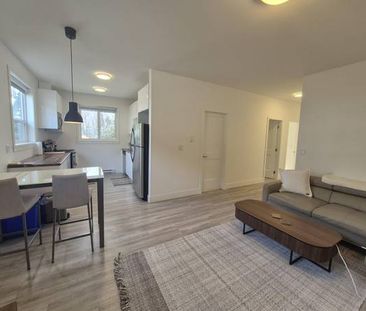 Bright 2-Bedroom Suite with Private Yard – Available March 1, 2025 - Photo 4