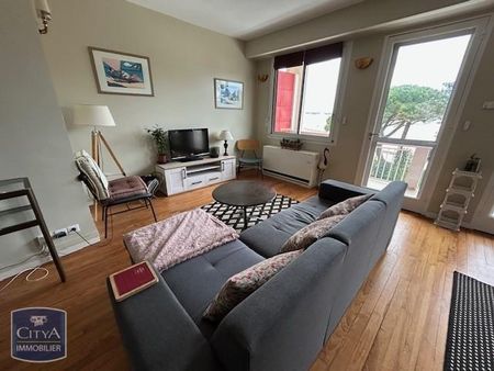 Location Appartement 3 pièces 85m² ROYAN 17200 - Photo 2