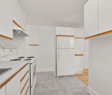 For Lease - 1089 NORTH RIVER Road Unit# 2, Overbrook - Castleheight... - Photo 1