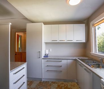 SOCKBURN – 4 BEDROOM, 1 BATHROOM - Photo 5