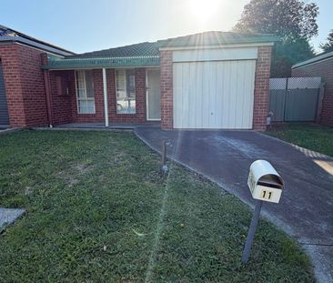 TWO BEDROOM HOME IN A GREAT LOCATION! - Photo 6