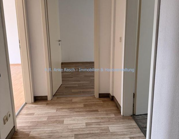 schicke 3-Zimmer-Wohnung im Villenviertel mit Balkon - Foto 1