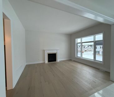 For Lease - 12 HERBERT Avenue, Oro-Medonte, Ontario - Photo 2
