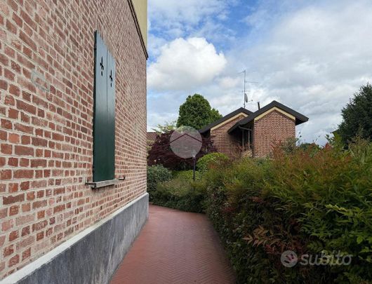 VILLA A SCHIERA A SEREGNO - Photo 1