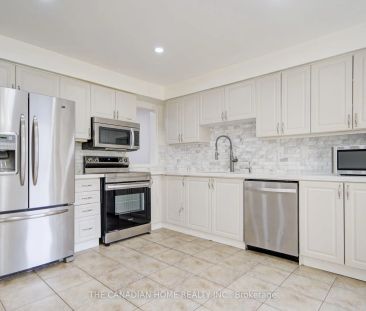 27 Macmillan Avenue - Photo 2