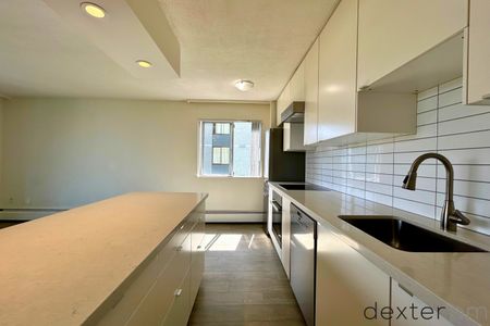 1932 Alberni Street #1003 - Photo 5