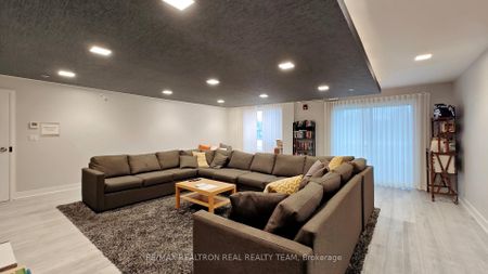 For Lease - 3170 Erin Mills Parkway Unit# 332, Mississauga, Ontario - Photo 5