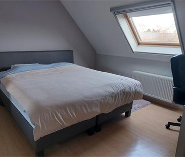 Een rustig gelegen en mooi afgewerkte woning (HOB) met tuin - Foto 5