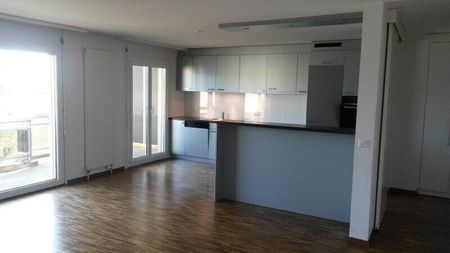 Apartment - Photo 2