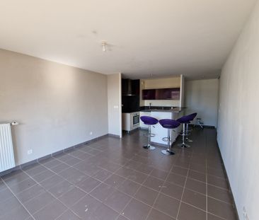 Location Appartement 3 pièces 60m² CRANVES SALES 74380 - Photo 4