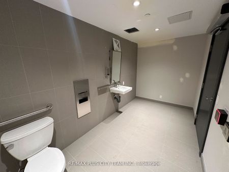 For Lease - 45 Baseball Place Unit# 1402, Toronto, Ontario - Photo 5