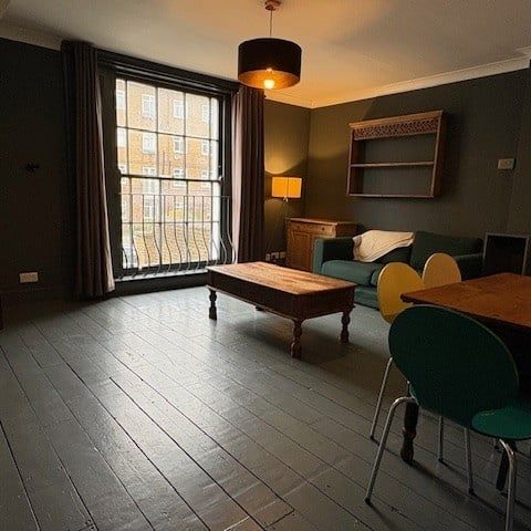 2 Bed Flat, Lansdowne Way, SW8 - Photo 1