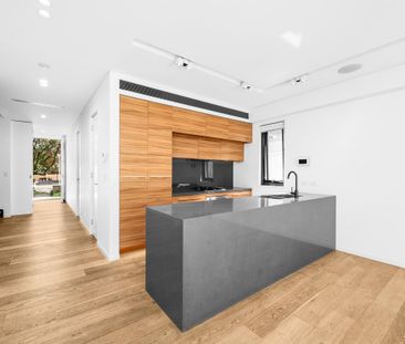 OVERSIZED MODERN 3 BEDROOM + STUDY SANCTUARY! - Photo 6