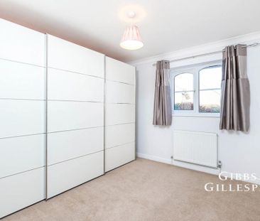 5 bedroom detached house to rent - Photo 4