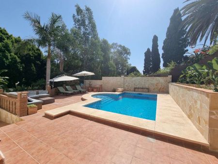3 room luxury House for rent in Málaga, Spain - Photo 3