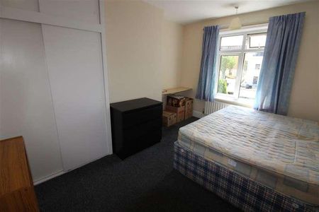 Henstead Road, Southampton, SO15 - Photo 2