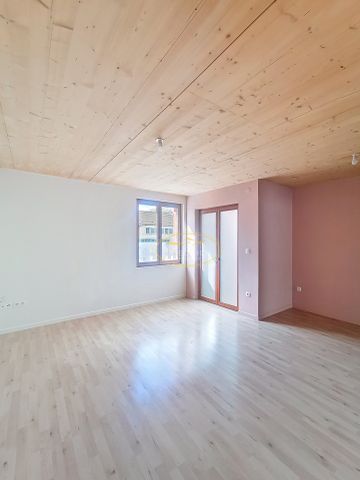Location Appartement 3 pièces 93m² GONDRECOURT LE CHATEAU 55130 - Photo 3