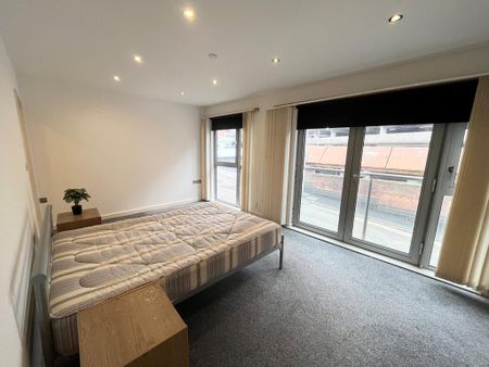 2 bedroom flat to rent - Photo 2