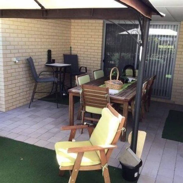 Secret Harbour Family Home - Photo 1