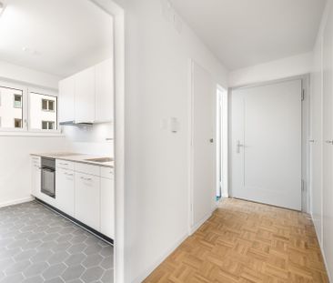 In the heart of Zurich-Wiedikon – Life at the pulse of the city - Foto 1