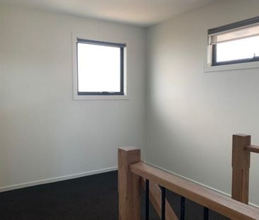 2 BEDROOM PLUS STUDY - Photo 3