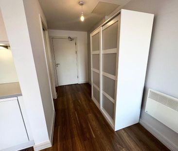 Studio to rent - Photo 5