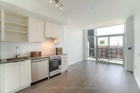 50 George Butchart Drive #316 - Photo 4