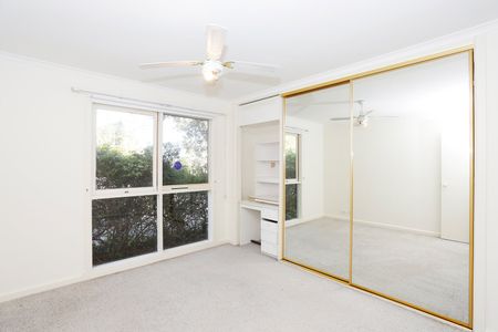 50 Fisher Parade, Ascot Vale VIC 3032 - Photo 2