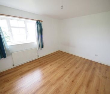 2 bedroom semi-detached house to rent - Photo 2