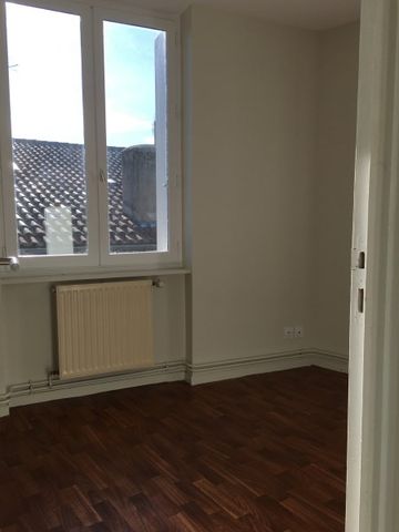 Location Appartement 3 pièces 77m² MONISTROL SUR LOIRE 43120 - Photo 2