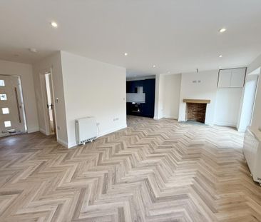 2 bedroom semi-detached bungalow to rent - Photo 1