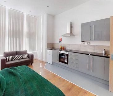 Studio to rent - Photo 1