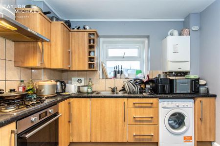 5 bedroom terraced house to rent - Photo 2