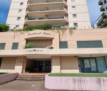 This 2 bedroom highrise apartment in the heart of Bankstown - Photo 5