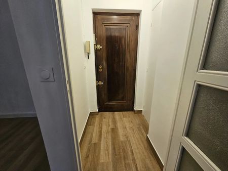 Location Appartement 1 pièce 27m² NICE 06000 - Photo 5