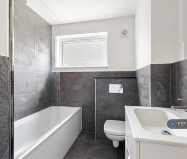 2 bedroom maisonette to rent - Photo 6