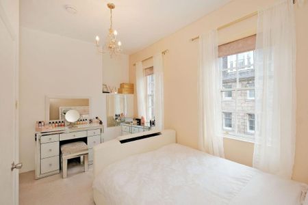 3 bedroom flat to rent - Photo 5