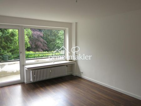 Düsseldorf Mühlenbroicher Weg, schön im grünen, 2ZiKüDB, EBK + Balkon - Photo 2