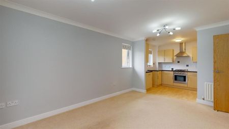 1 bedroom flat to rent - Photo 2