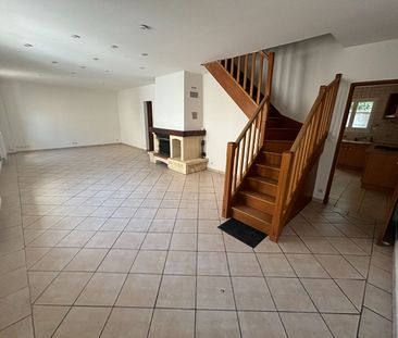 House - Photo 2