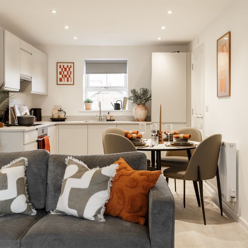 Casa, North Valley, Nottingham, NG7 - Photo 1