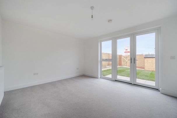 2 bedroom house to rent - Photo 1