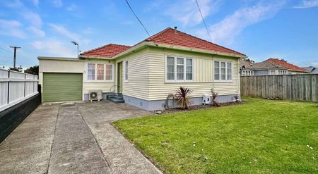 GONVILLE - 3 BEDROOMS - Photo 4