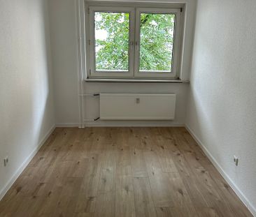 3 Zimmer in der 1 Etage mit Balkon zum Wohlfühlen - Photo 2